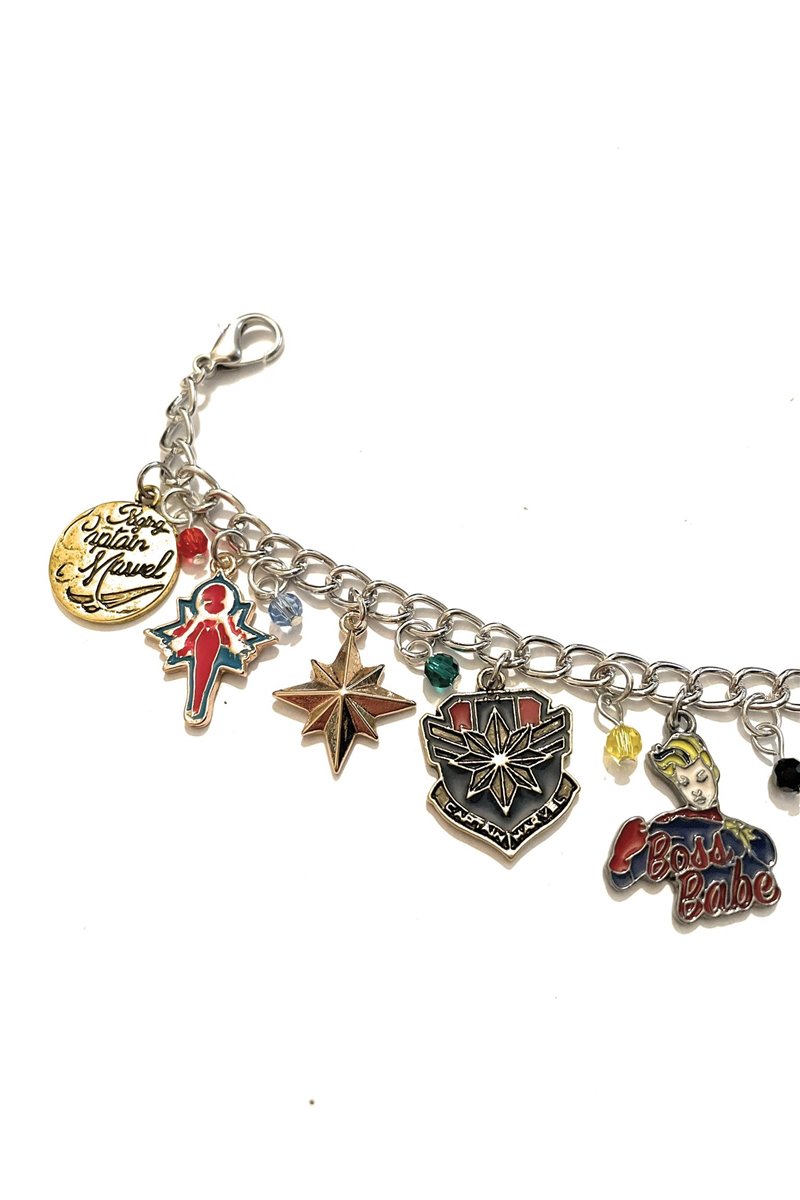 Bracciale Armatura Uniforme Scudo capitano Stella vers