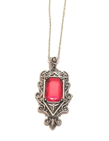 Collana pietra rossa medaglione rubino