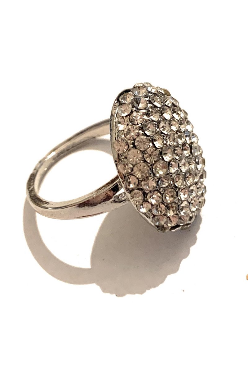 Anello di fidanzamento con strass