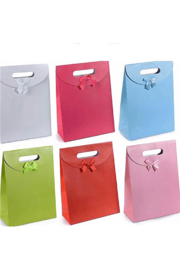 Collana con croce di teschio e pugnale 2