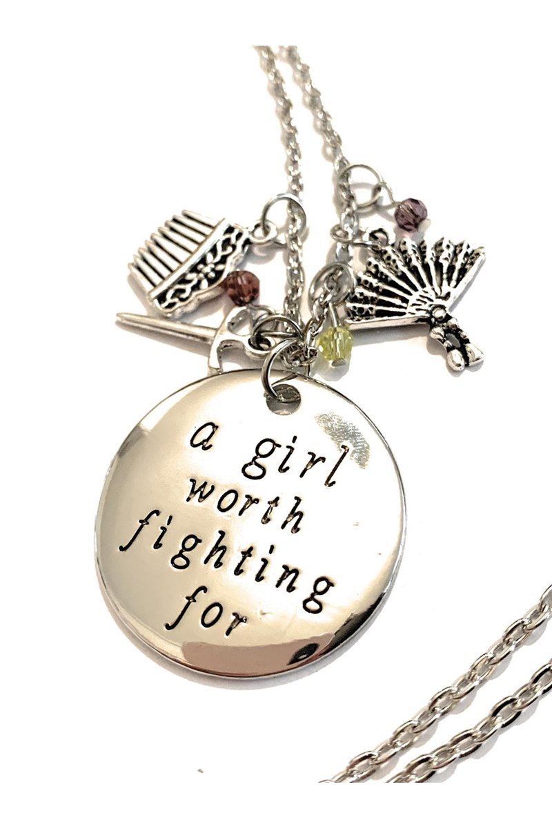 Collana A Girl Worth Fighting for